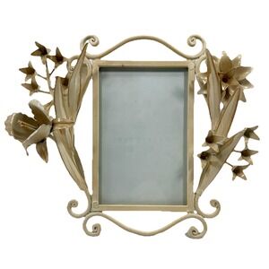 Vintage Metal Floral Picture Frame 3D Sculptural Holds 4x6 Photo Tabletop‎ EUC